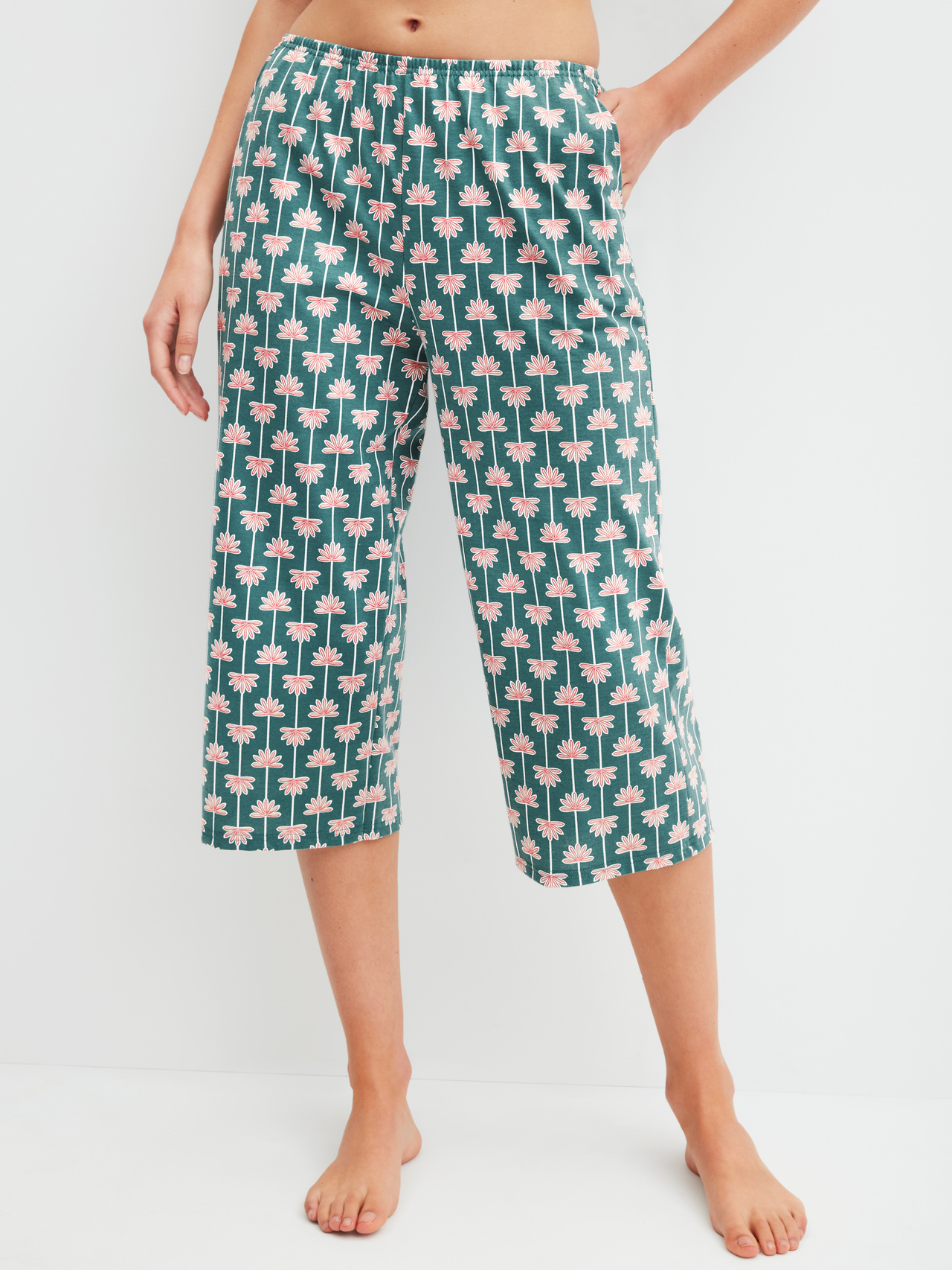 CALIDA Favourites Beach 3/4-Pyjamahosefür Damen, M, Türkis, Lässige Sommer-Essentials mit natürlicher Leichtigkeit