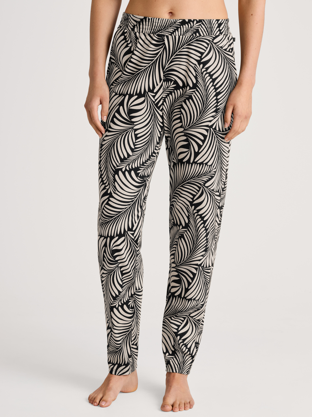 CALIDA Favourites Sun Pyjamahosefür Damen, S, Schwarz, Mit Mix & Match zum sommerlichen Lieblingsoutfit