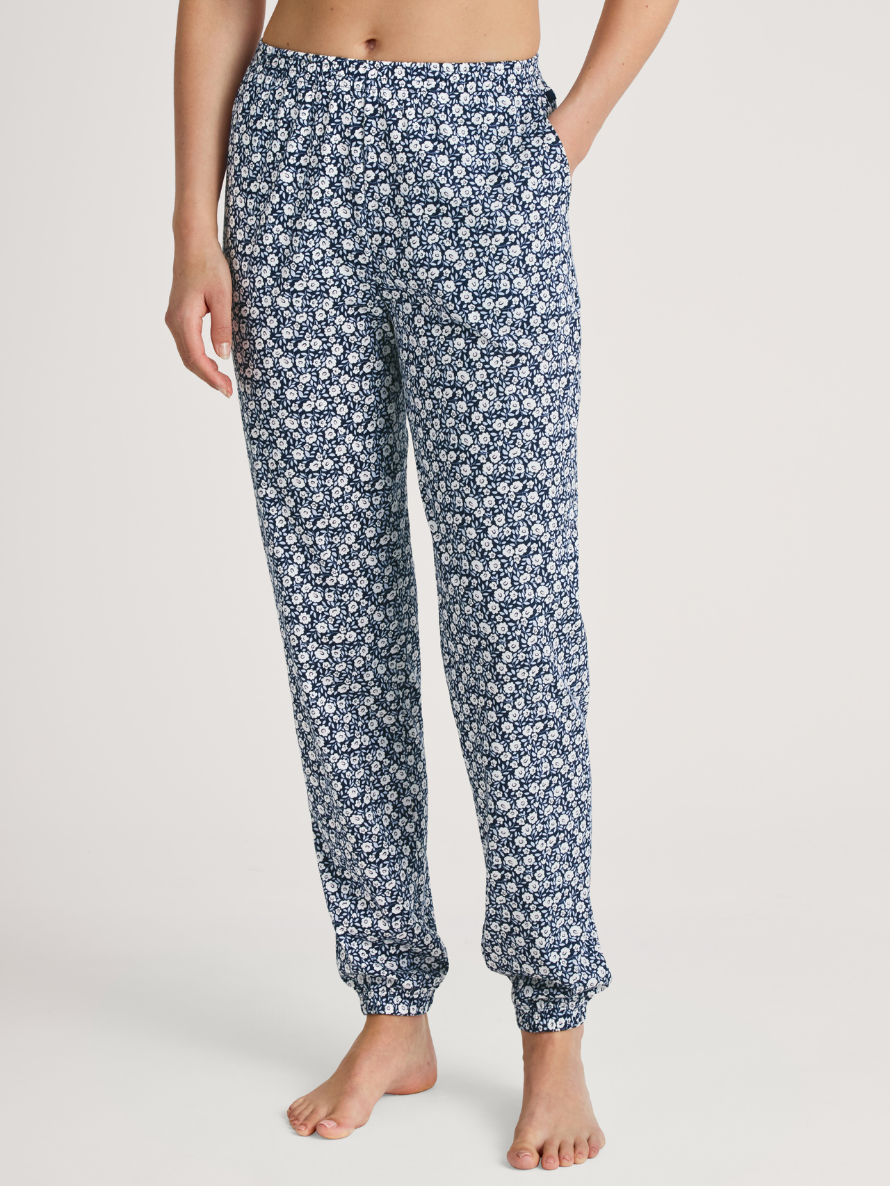 CALIDA Favourites Sleep Pyjamahose mit Bündchenfür Damen, L, Blau, Mit Mix & Match zu Wohlfühlmomenten