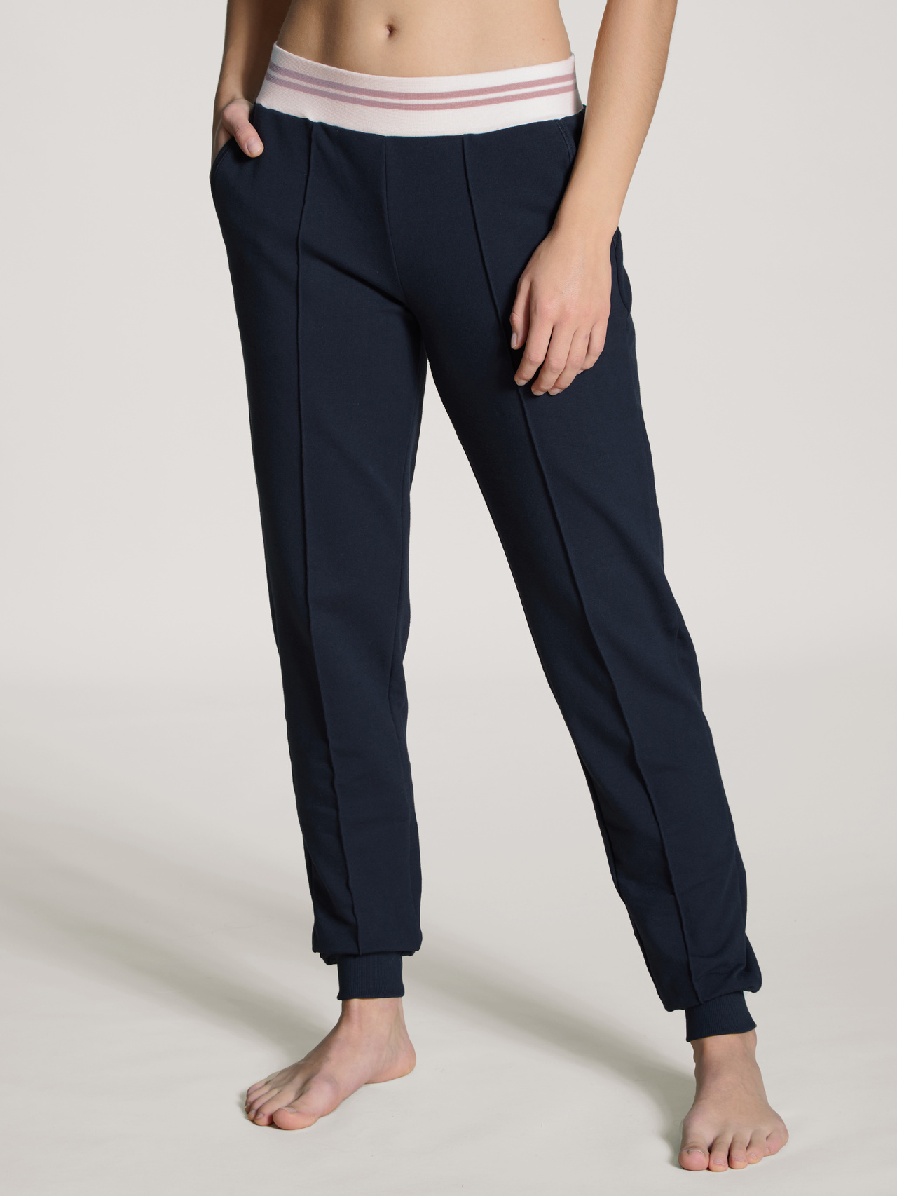 CALIDA Favourites Lounge Lounge-Hosefür Damen, S, Blau, Unsere abwechslungsreiche Lieblings-Loungewear