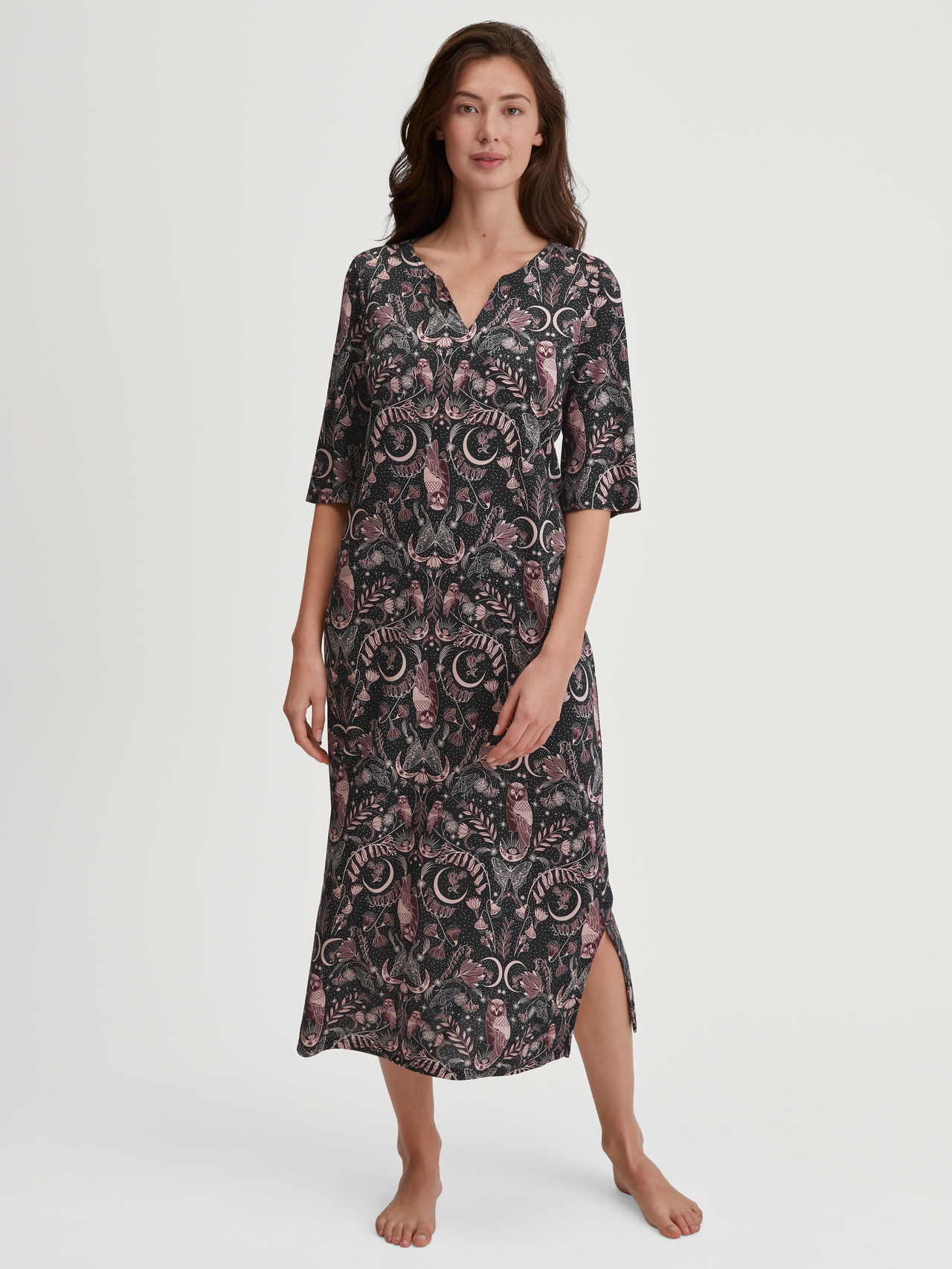 CALIDA Favourites Seduction Nachthemd aus Tencel™, Modal und Seide , Länge 120 cmfür Damen, L, Schwarz, Mix & Match: elegant, romantisch & verträumt