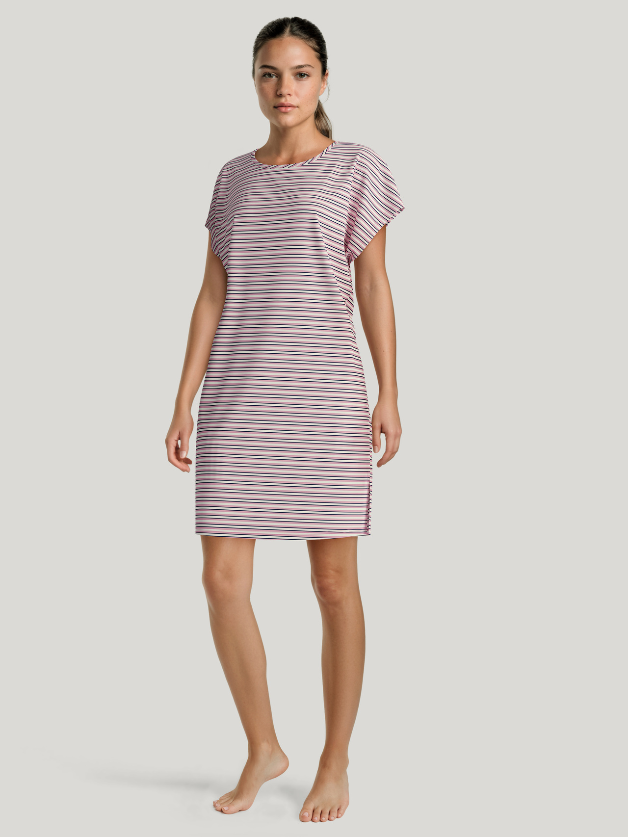 CALIDA Nightwear Xtra Kurzarm-Nachthemd, Länge 90 cmfür Damen, L, Rosa, Zeitlose Nachtwäsche aus reiner Baumwolle