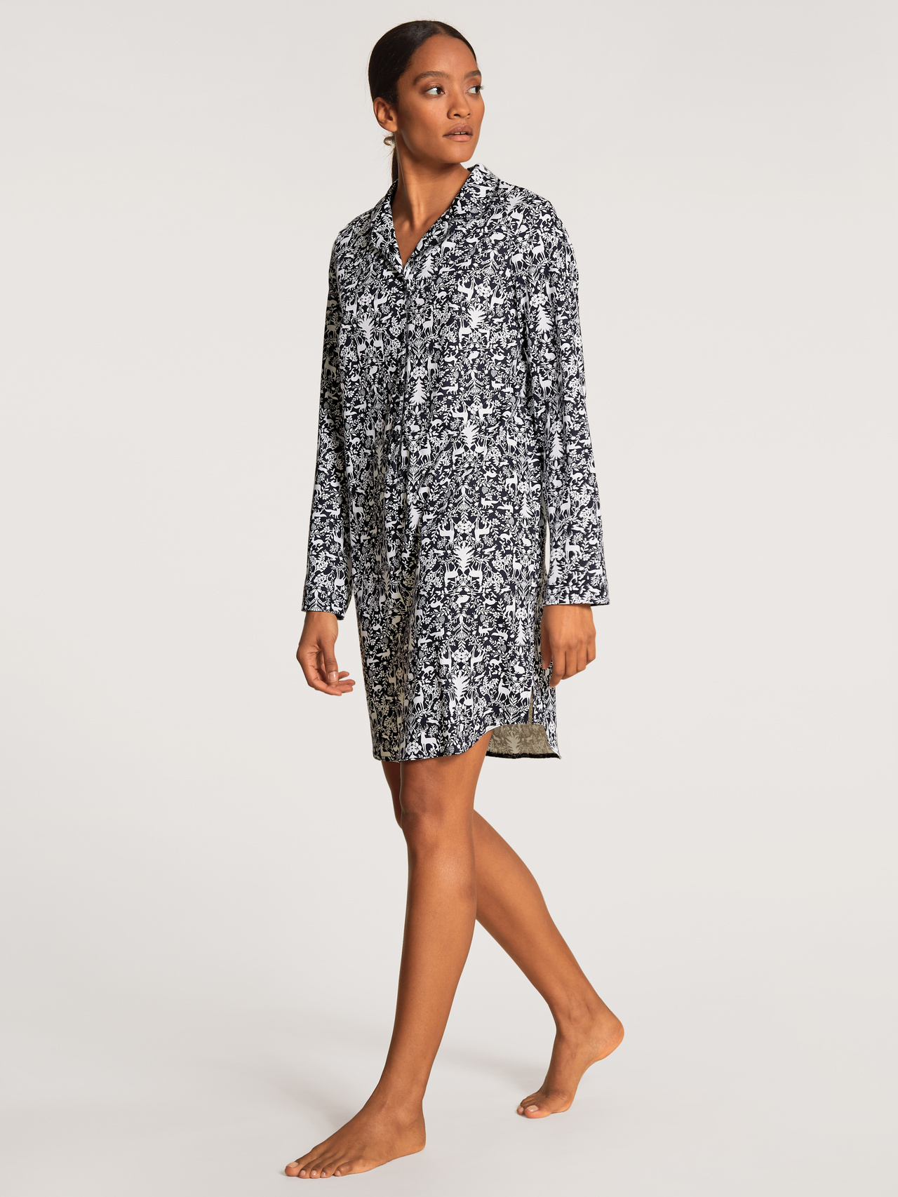 CALIDA Season Special Langarm-Nachthemdfür Damen, XS, Blau, Pyjamadress mit Wintermuster