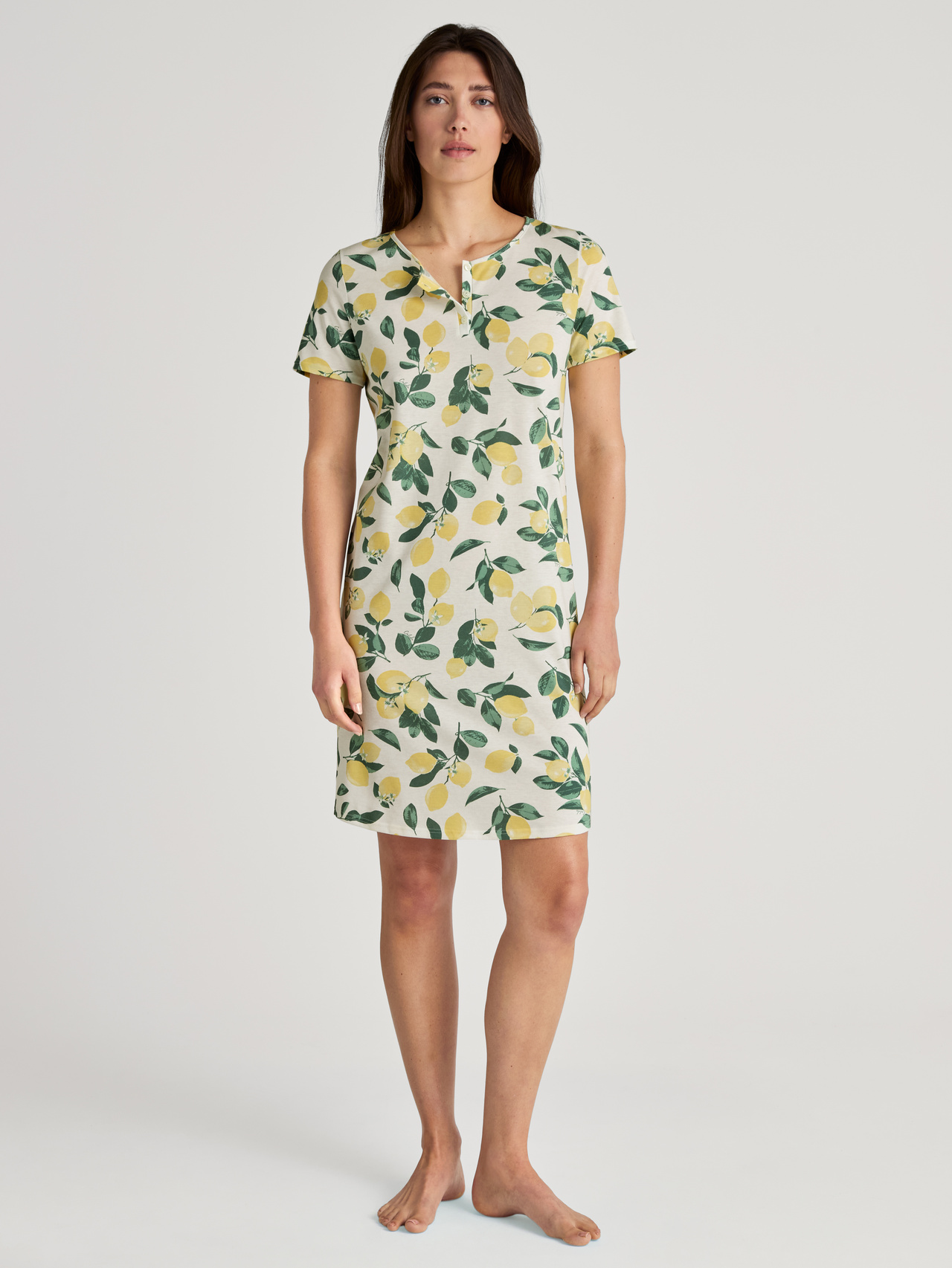 CALIDA Fruity Dreams Kurzarm-Nachthemd, Länge 95 cmfür Damen, XS, Gelb, Sommerträume in Zitronenprint – Leichte Nachtwäsche für sonnige Nächte