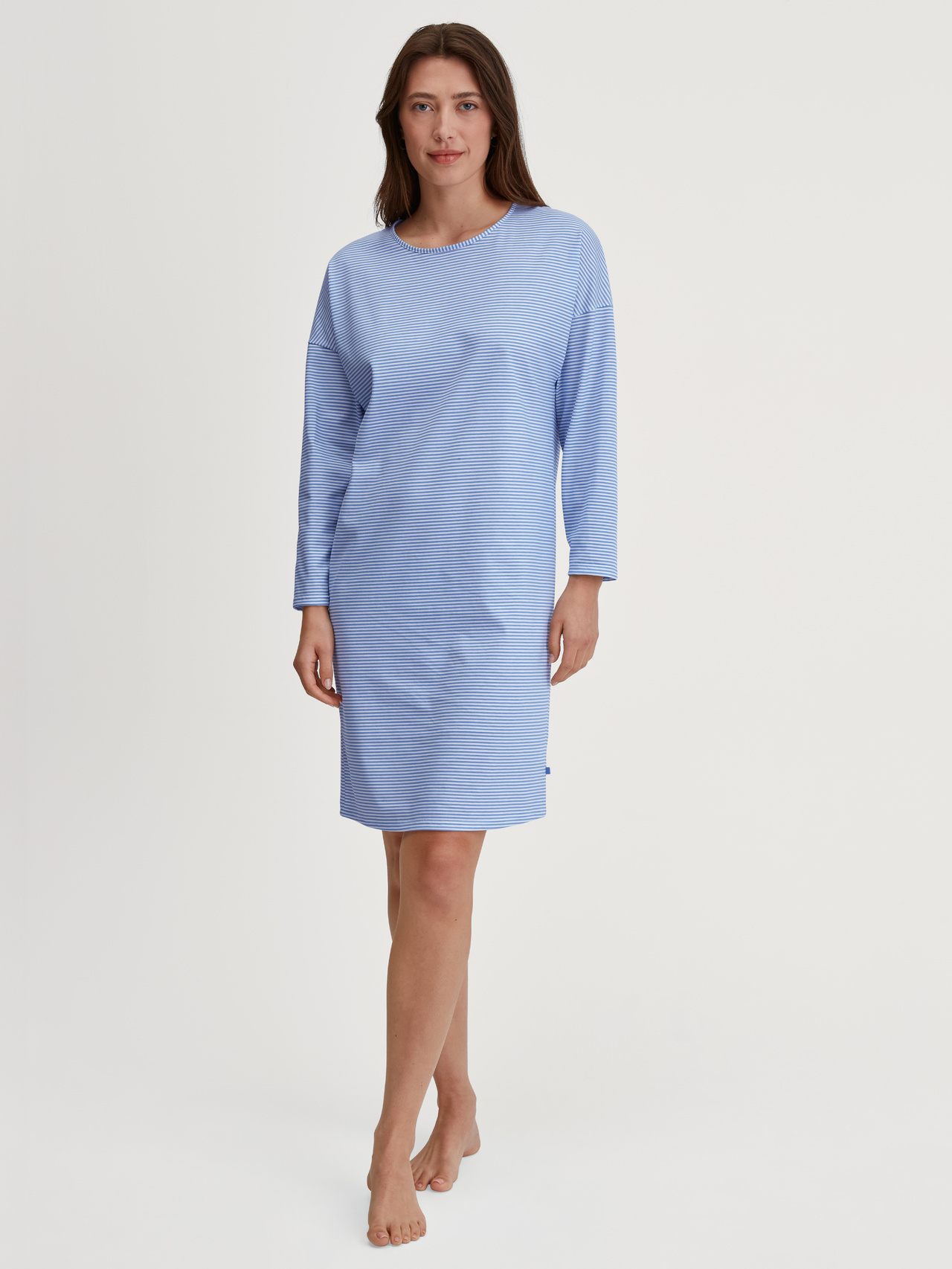 CALIDA Lovely Nights Langarm-Nachthemd, Länge 95cmfür Damen, L, Blau, Verliebt in erholsame Nächte in hochwertiger Qualität