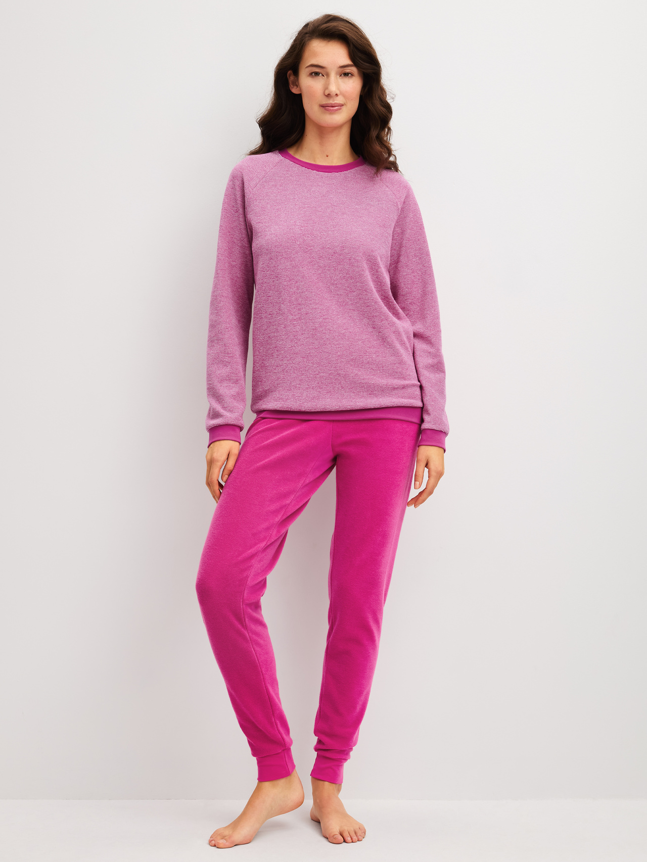 CALIDA Soft Dreams Bündchen-Pyjamafür Damen, S, Rosa, Rundum entspannte Passform mit klarer Silhouette