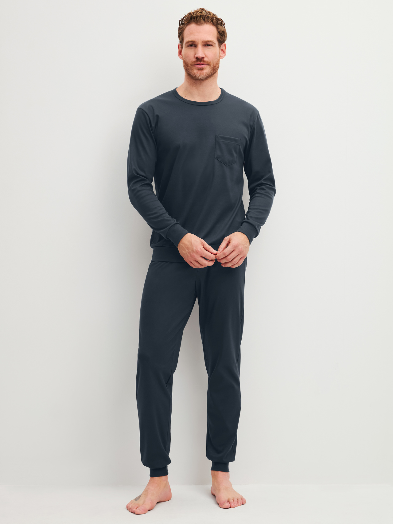 CALIDA Relax Cosy Vibes 3 Bündchen-Pyjamafür Herren, L, Blau, Maskuline Silhouette mit klarer Form und praktischer Funktionalität