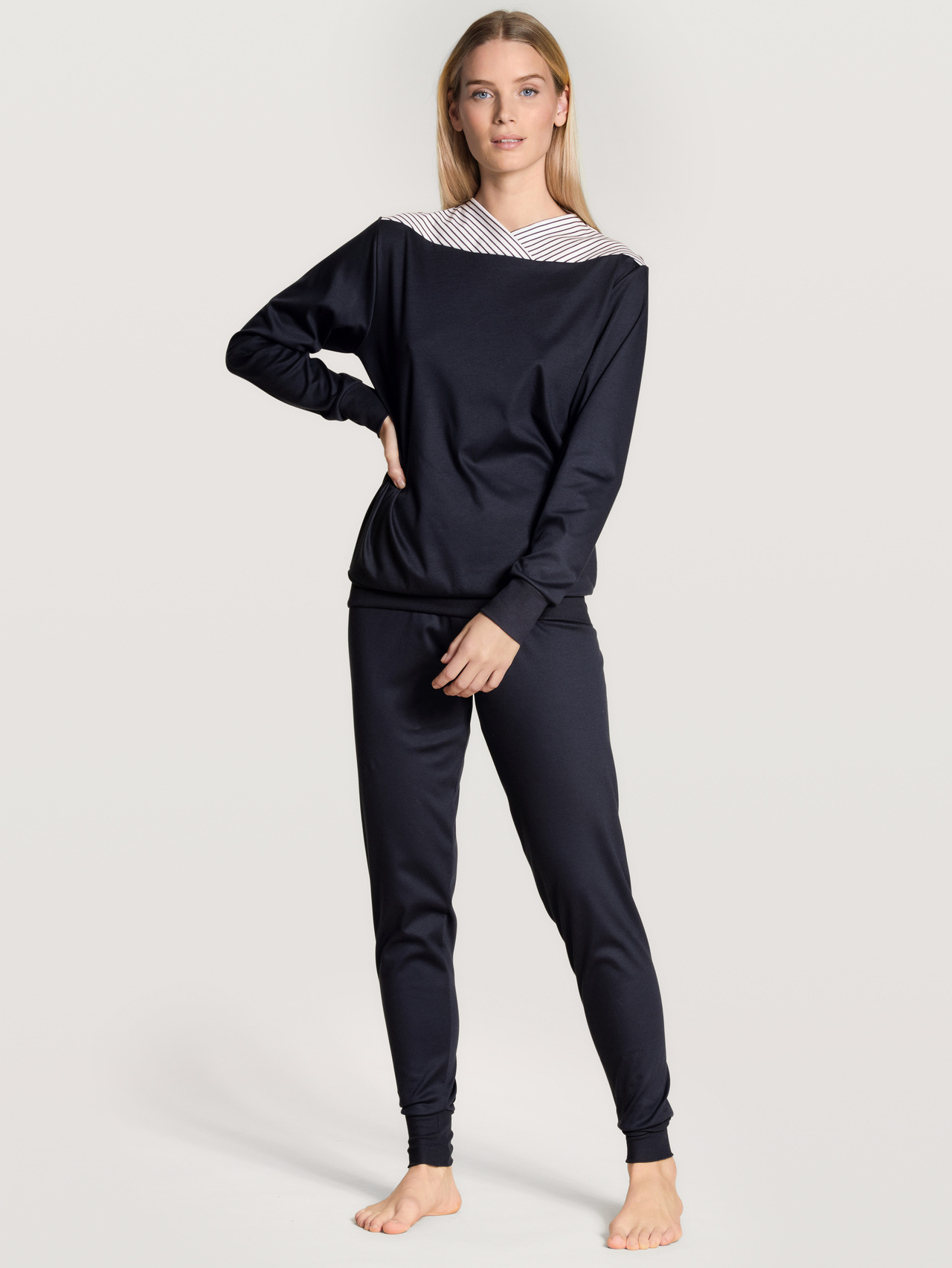 CALIDA Soulmate Bündchen-Pyjamafür Damen, M, Blau, Der ikonische Bündchen-Pyjama