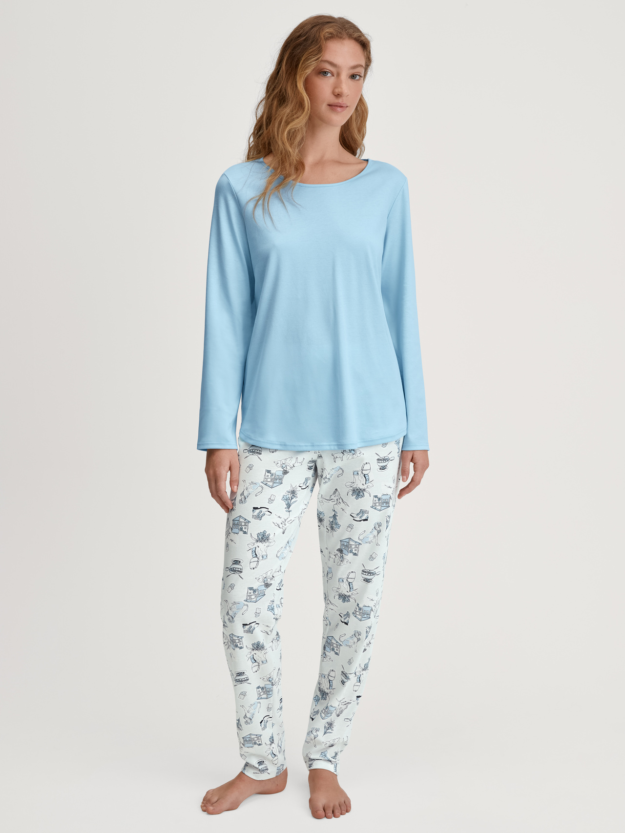 CALIDA Swiss Resort Pyjama, langfür Damen, XS, Blau, Träumen wie in den Alpen in 100% natürlicher Baumwoll-Qualität