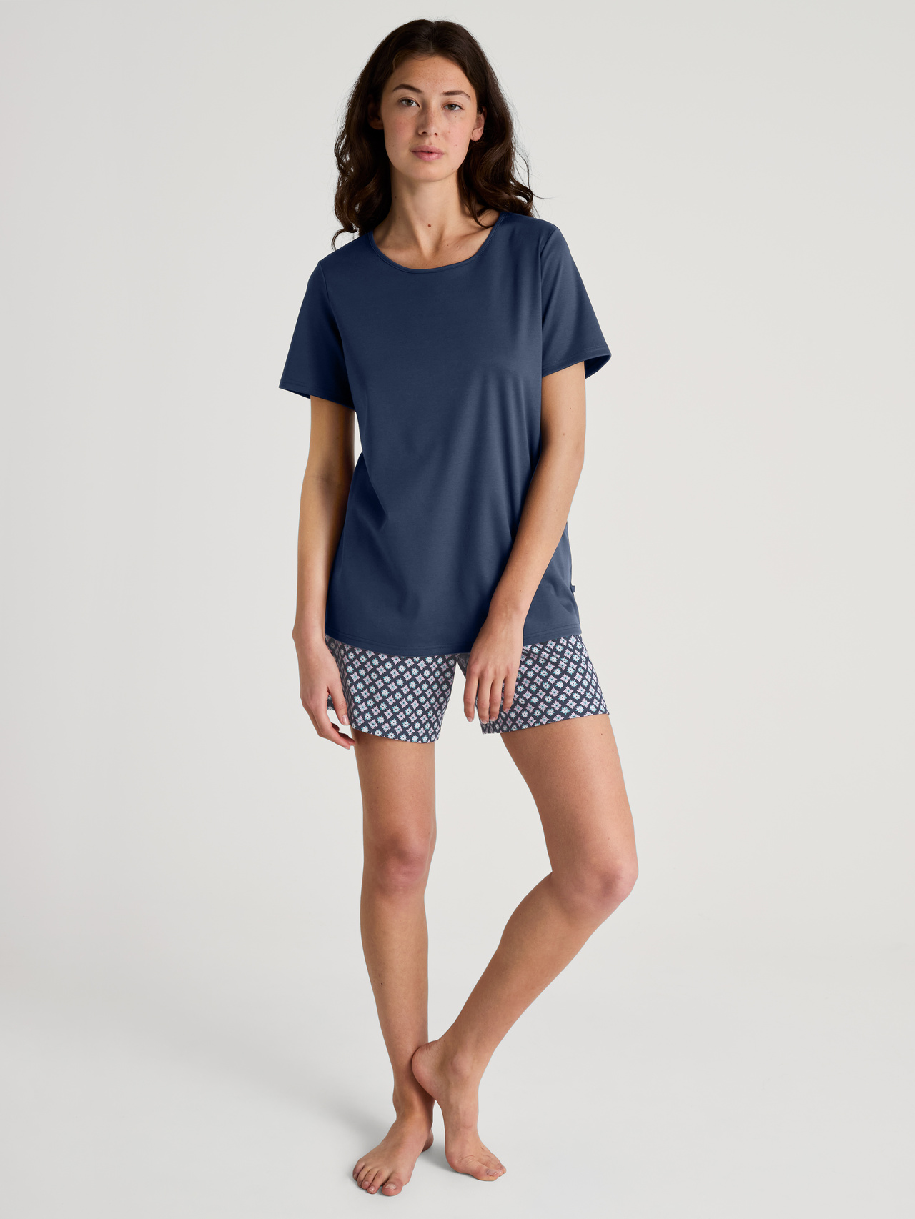 CALIDA Daylight Dreams Kurz-Pyjamafür Damen, S, Blau, 100% Baumwoll-Interlook für nächtlichen Komfort