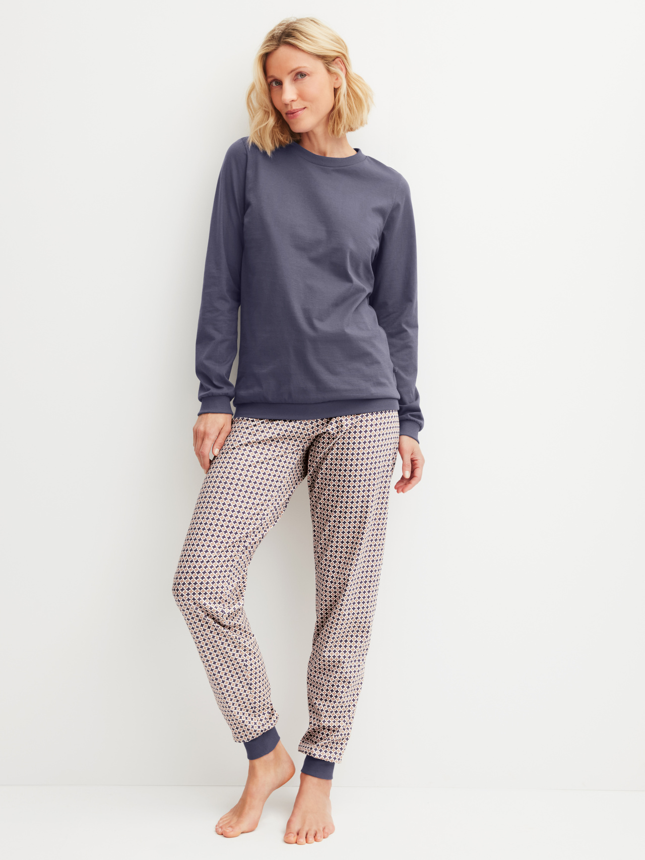 CALIDA Graphic Nights Bündchen-Pyjamafür Damen, L, Blau,