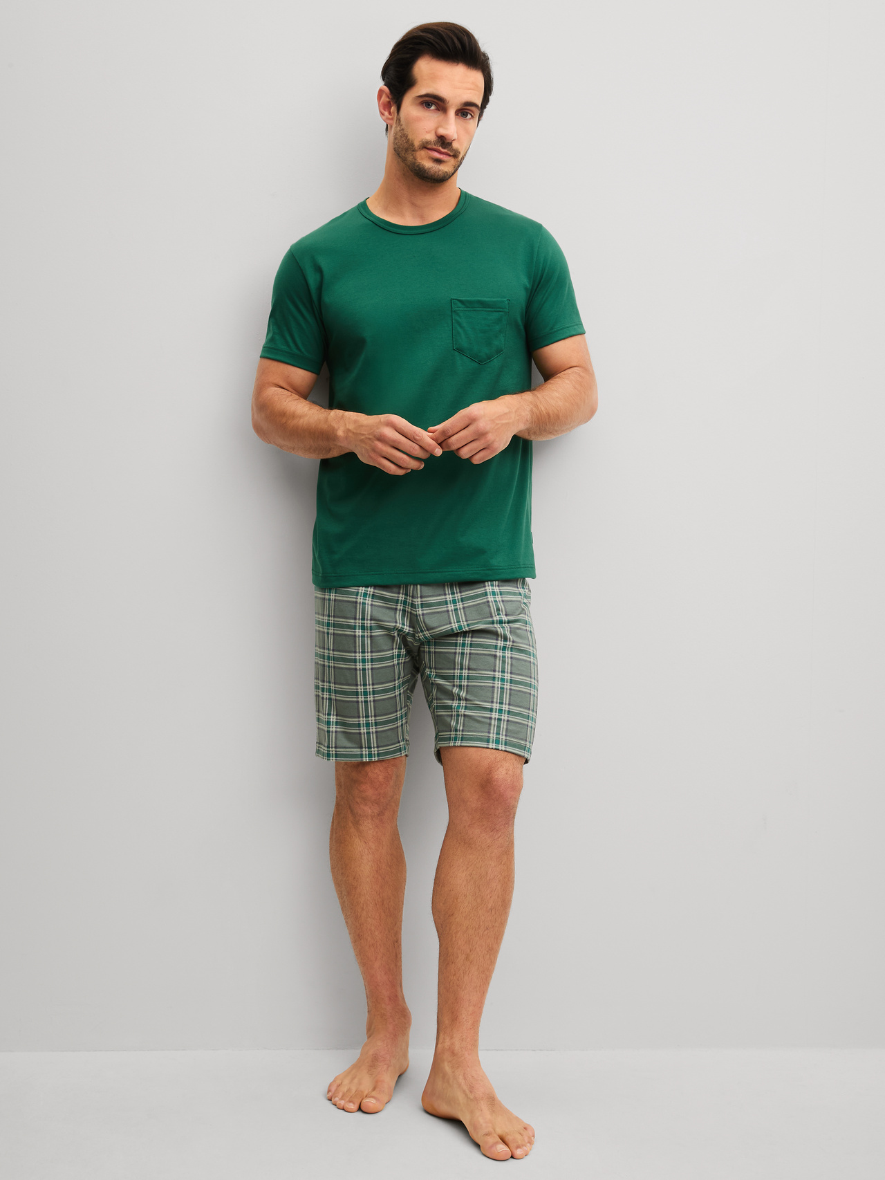 CALIDA Relax Imprint 2 Kurz-Pyjamafür Herren, S, Grün, Maskuline Silhouette mit klarer Form und markanter Brusttasche