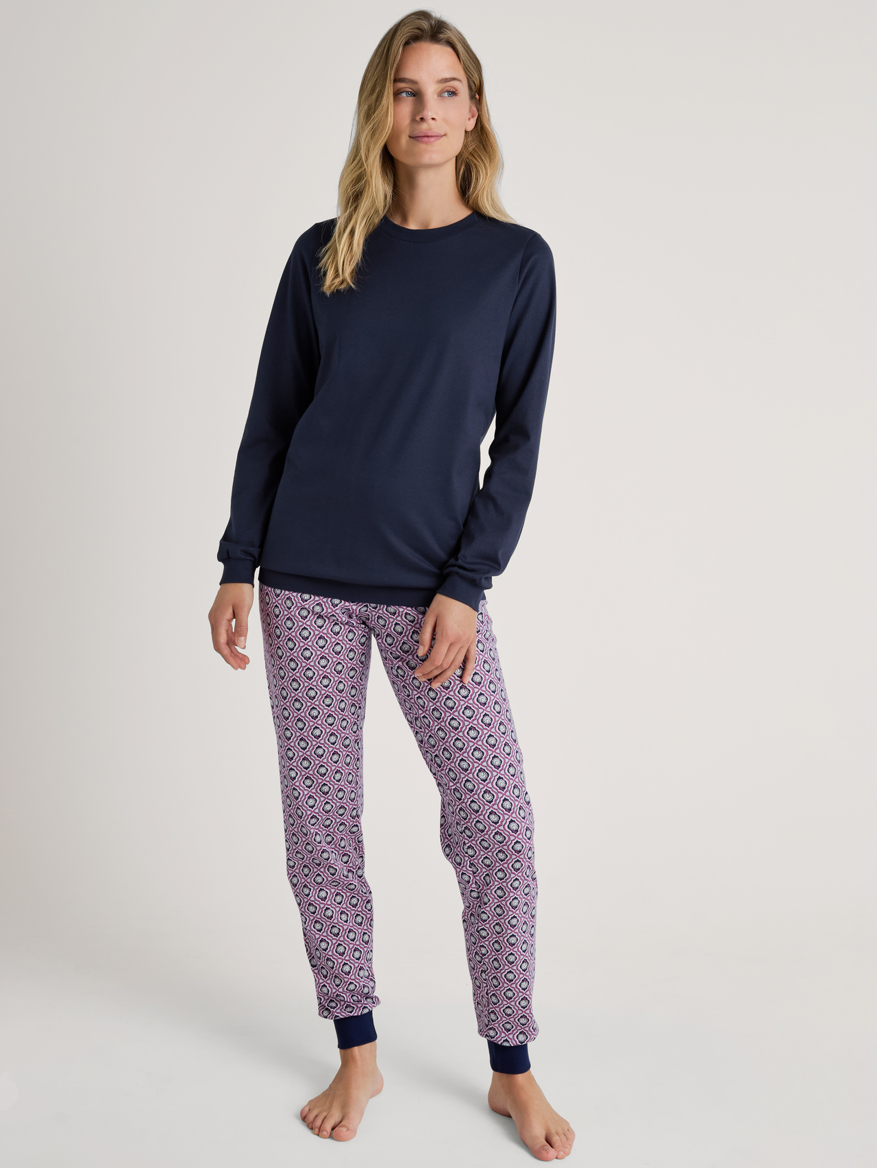 CALIDA Lovely Nights Bündchen-Pyjamafür Damen, XL, Violett, Verliebt in erholsame Nächte