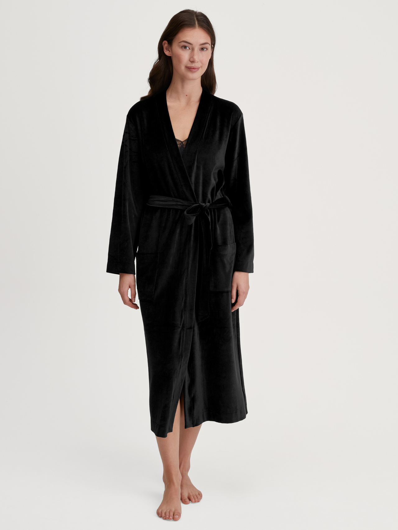 CALIDA Favourites Seduction Kimono aus Velours, Länge 125 cmfür Damen, XS, Schwarz, Mix & Match: elegant, romantisch & verträumt