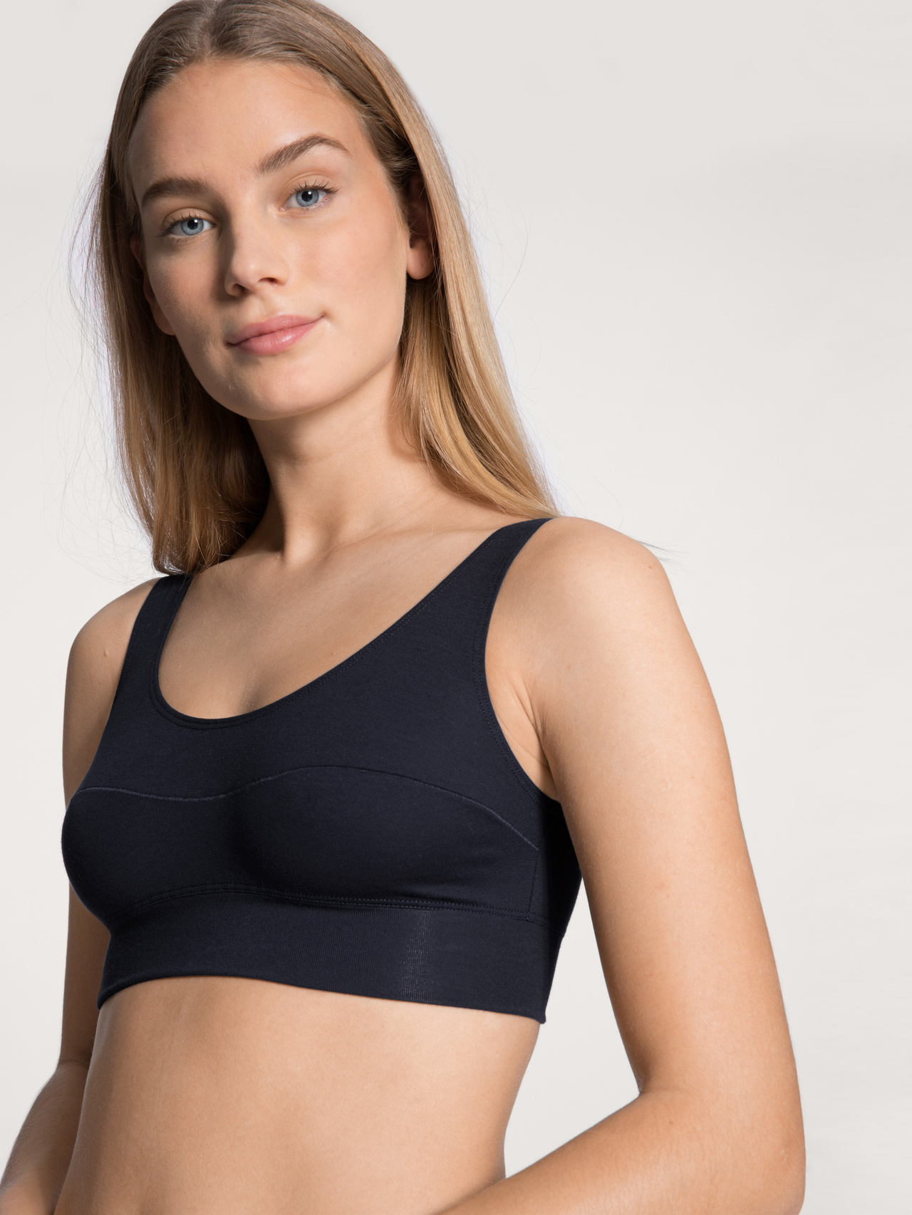 CALIDA Elastic Bustier mit Softbund für Damen, S, Blau, Der Bestseller, dem Frauen vertrauen – über 1Mio-mal verkauft!