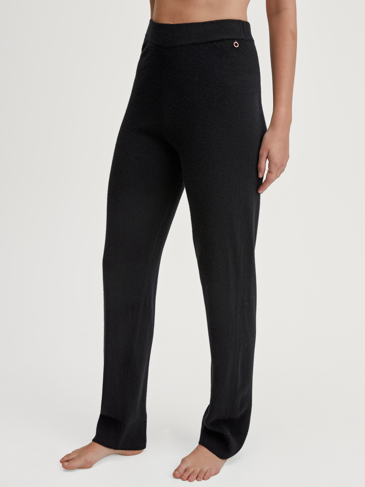 CALIDA The Cosy Collection Merino wool knitted trousers for Women, S, Black